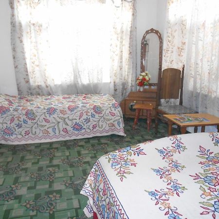New World Apartment Srinagar  Exterior photo