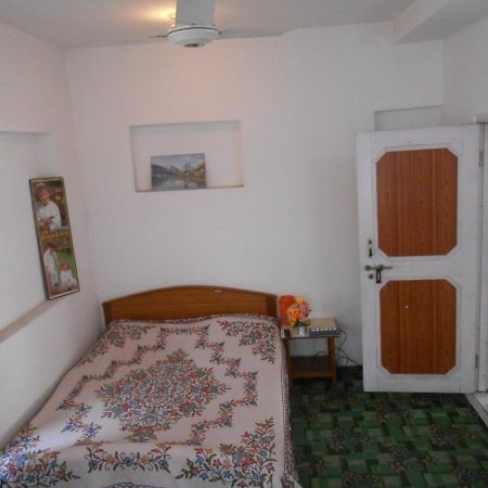 New World Apartment Srinagar  Exterior photo
